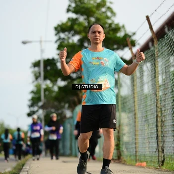 Runner Photo 8357435