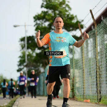 Runner Photo 8357436