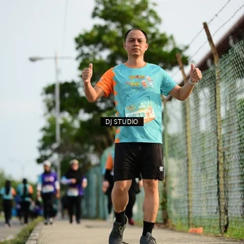 Runner Photo 8357439