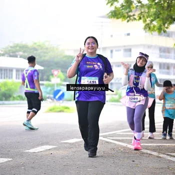 Runner Photo 8357441