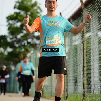 Runner Photo 8357445