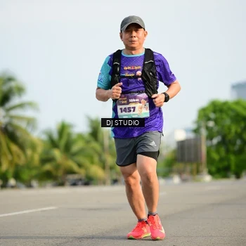 Runner Photo 8357516