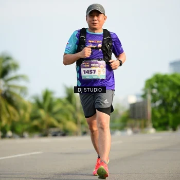 Runner Photo 8357521
