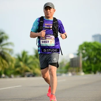 Runner Photo 8357522