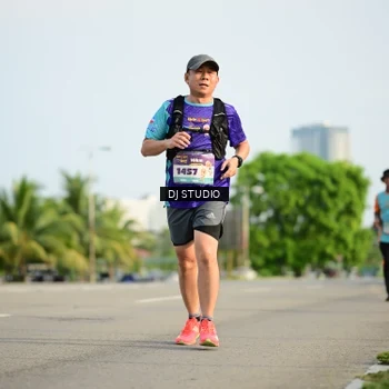 Runner Photo 8357535