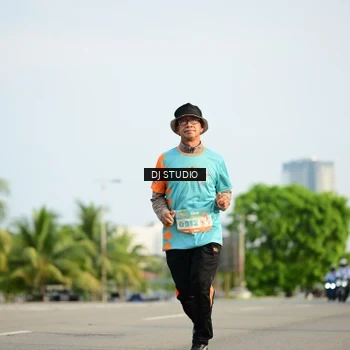 Runner Photo 8357536