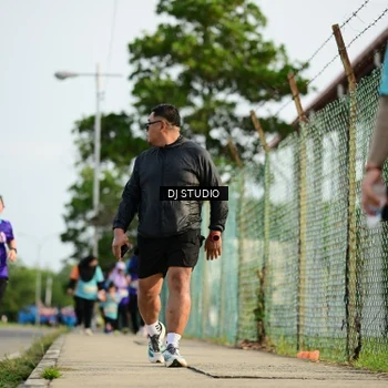 Runner Photo 8357563