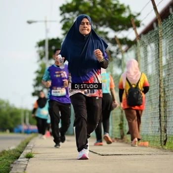 Runner Photo 8357576
