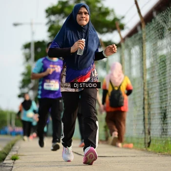 Runner Photo 8357581