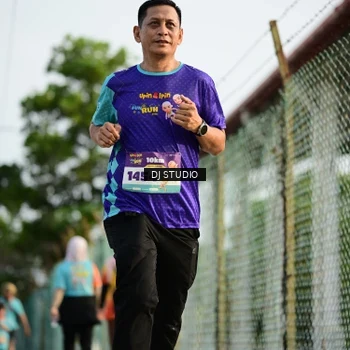 Runner Photo 8357589