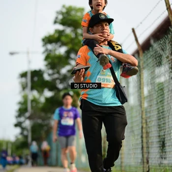 Runner Photo 8357640