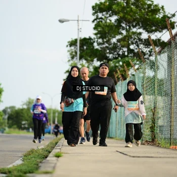 Runner Photo 8357711