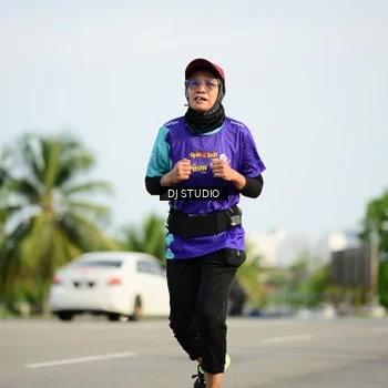 Runner Photo 8357758