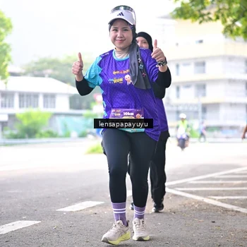 Runner Photo 8357783