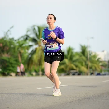 Runner Photo 8357787
