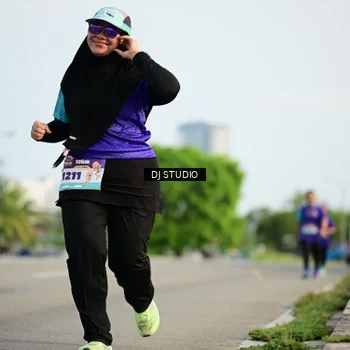 Runner Photo 8357813