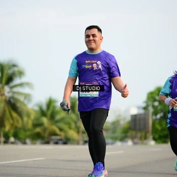 Runner Photo 8357822
