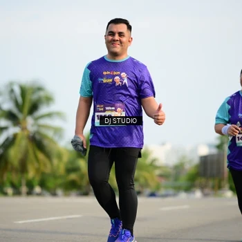 Runner Photo 8357829