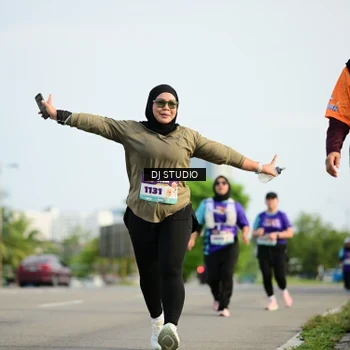 Runner Photo 8357851