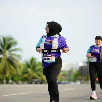 Runner Photo 8357877