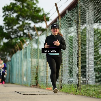 Runner Photo 8357942