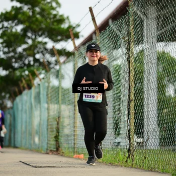Runner Photo 8357945