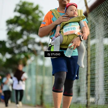 Runner Photo 8358004