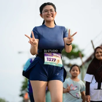 Runner Photo 8358028