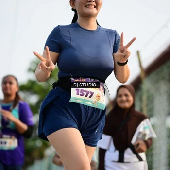 Runner Photo 8358031