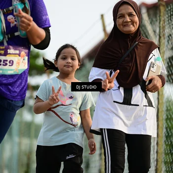 Runner Photo 8358040