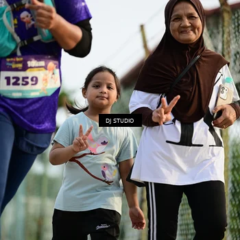 Runner Photo 8358041