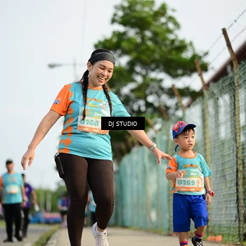 Runner Photo 8358063