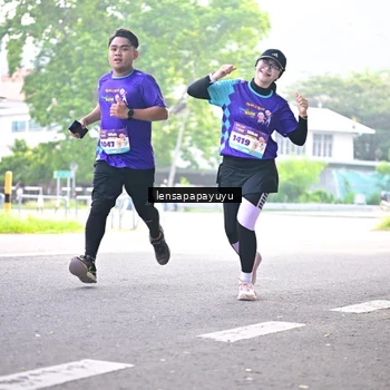 Runner Photo 8358070
