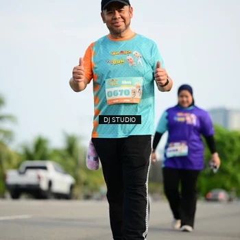 Runner Photo 8358072