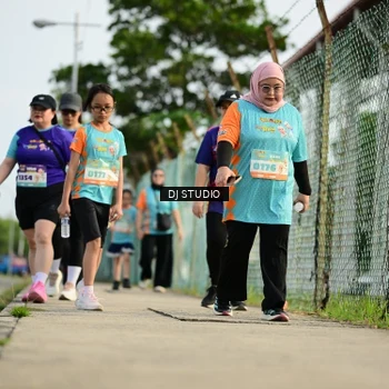 Runner Photo 8358106