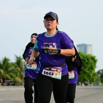 Runner Photo 8358182