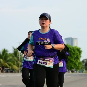 Runner Photo 8358184