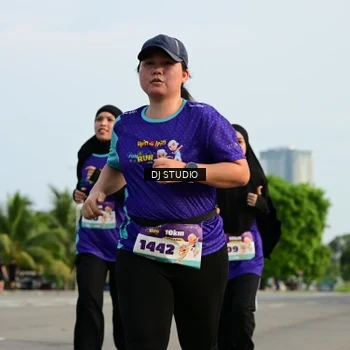 Runner Photo 8358185