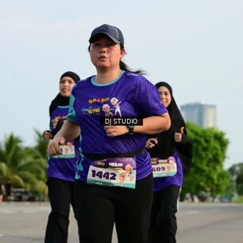 Runner Photo 8358189