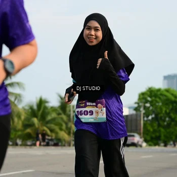 Runner Photo 8358190