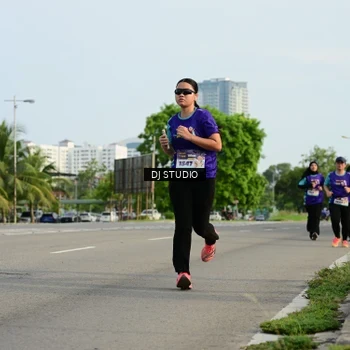 Runner Photo 8358202