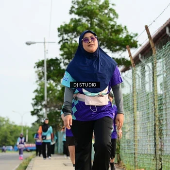 Runner Photo 8358217