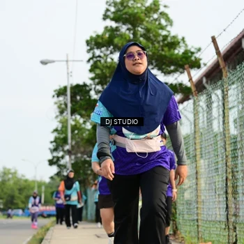 Runner Photo 8358222