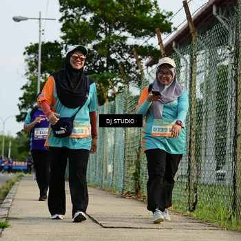 Runner Photo 8358249