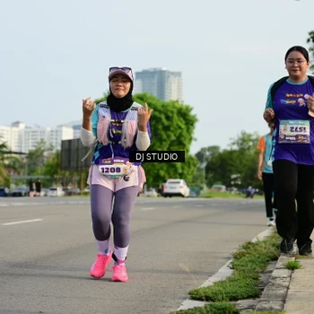 Runner Photo 8358269