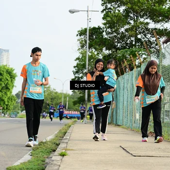 Runner Photo 8358281