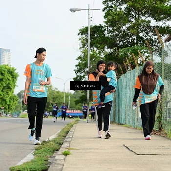 Runner Photo 8358284