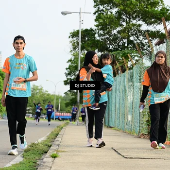 Runner Photo 8358287