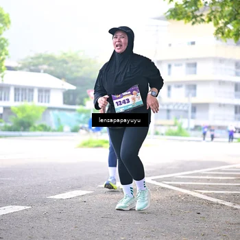 Runner Photo 8358293