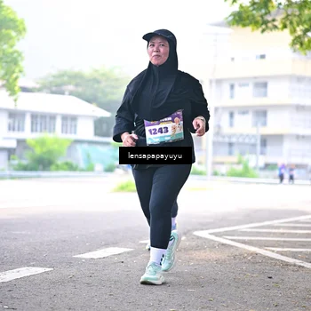 Runner Photo 8358305